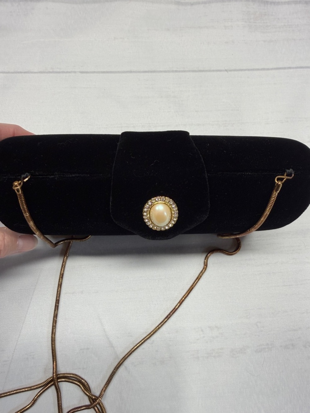 Bloomingdale’s Vintage Black Velvet Elegant Luxury Evening Clutch Purse - Picture 2 of 9